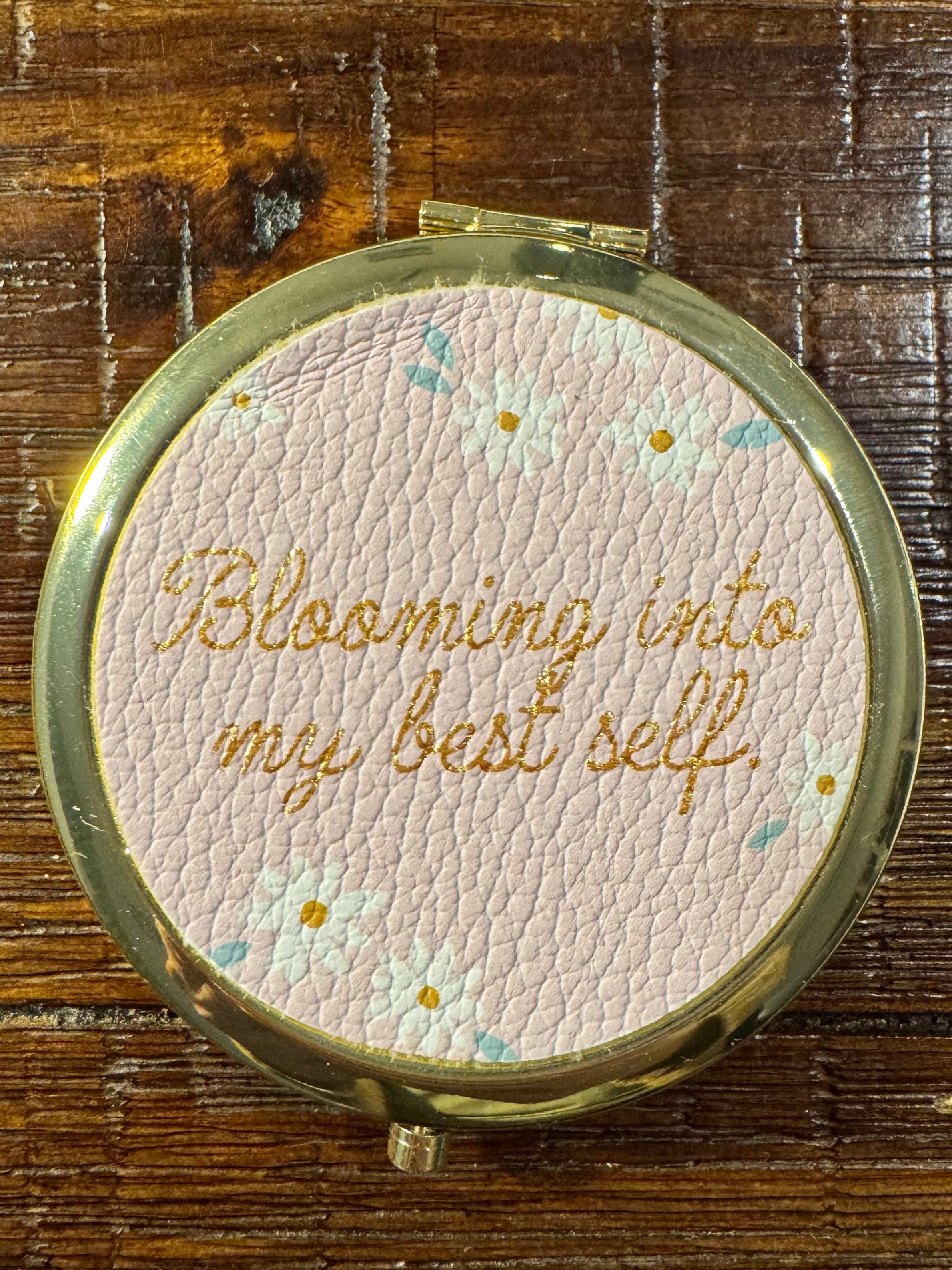 Compact Blooming into Myself Mirror (Pink)